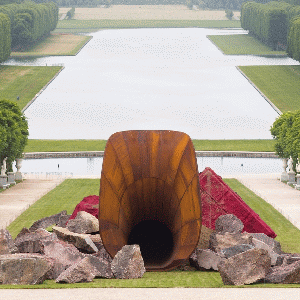 Anish Kapoor, Shooting into the Corner, 2015