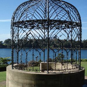 Fiona Hall, A Folly for Mrs Macquarie, 2000